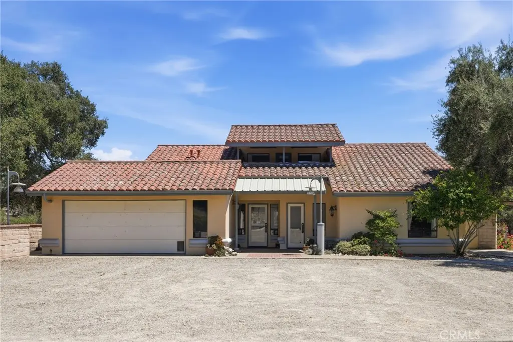 9875 Suey Creek, Santa Maria, CA — listing photo 1