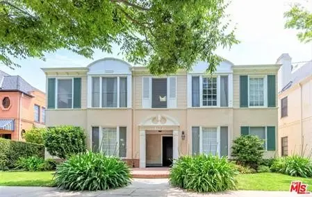 Apartment for rent at 212 S Reeves 4, Beverly Hills, CA featuring 2 beds and 1 bath