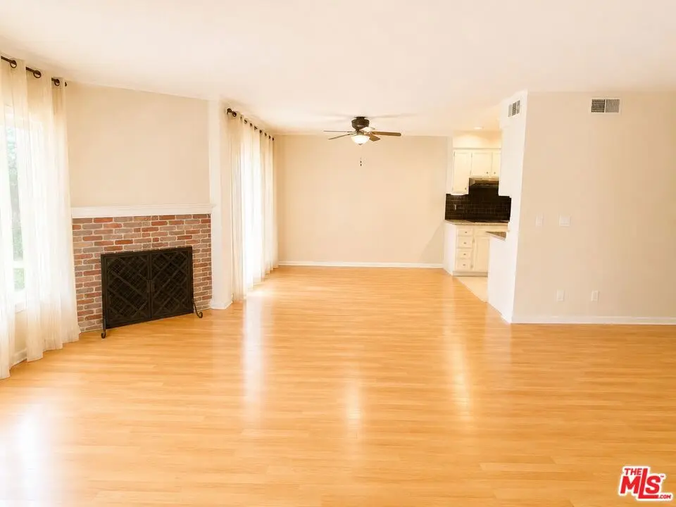 Residential Lease for rent at 5870 Green Valley Circle 129, Culver City, Los Angeles County, CA featuring 2 beds and 1 bath