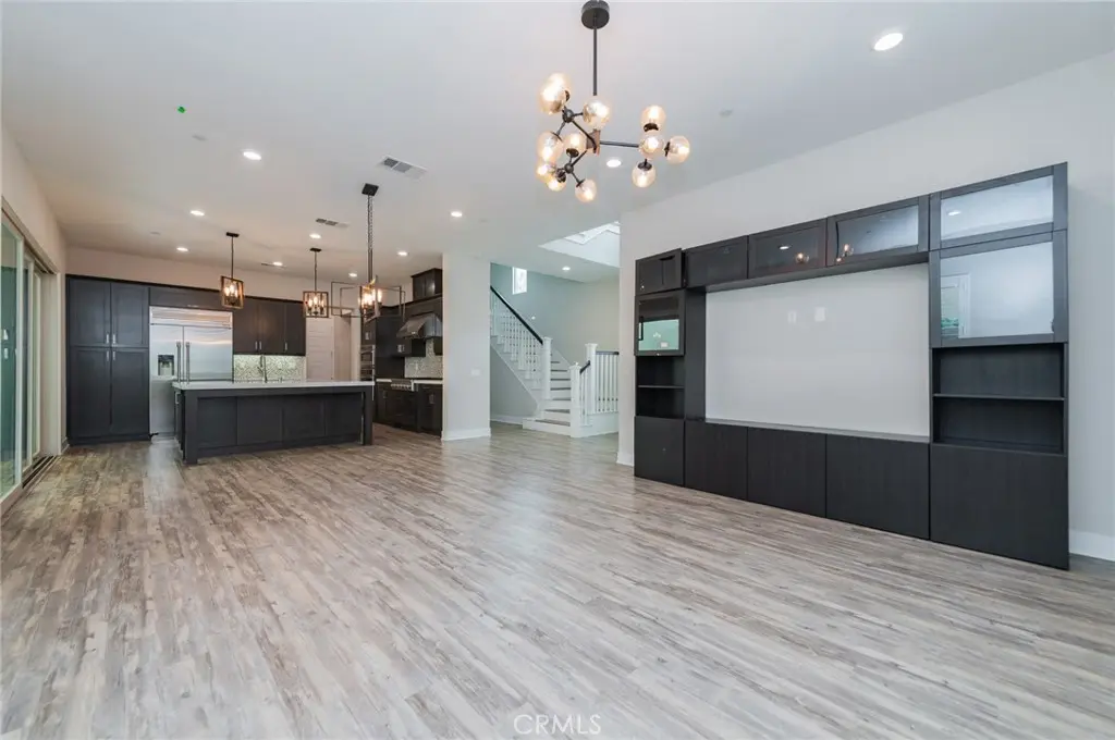 Single Family Residence for rent at 123 Stellar, Irvine, CA featuring 4 beds and 3 baths