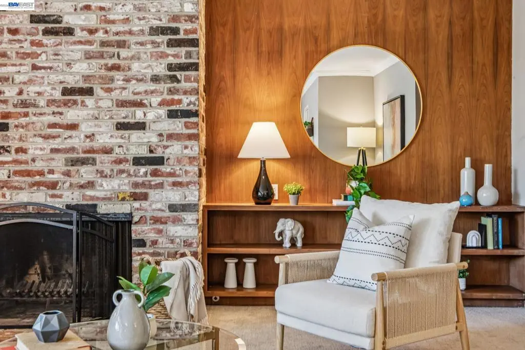 Condominium for sale at 1500 Alameda D, Alameda, CA featuring 2 beds and 2 baths