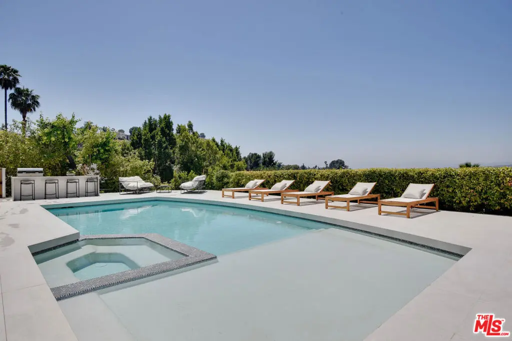 Residential Lease for rent at 8908 Alto Cedro Drive, Beverly Hills, Los Angeles County, CA featuring 5 beds and 5 baths