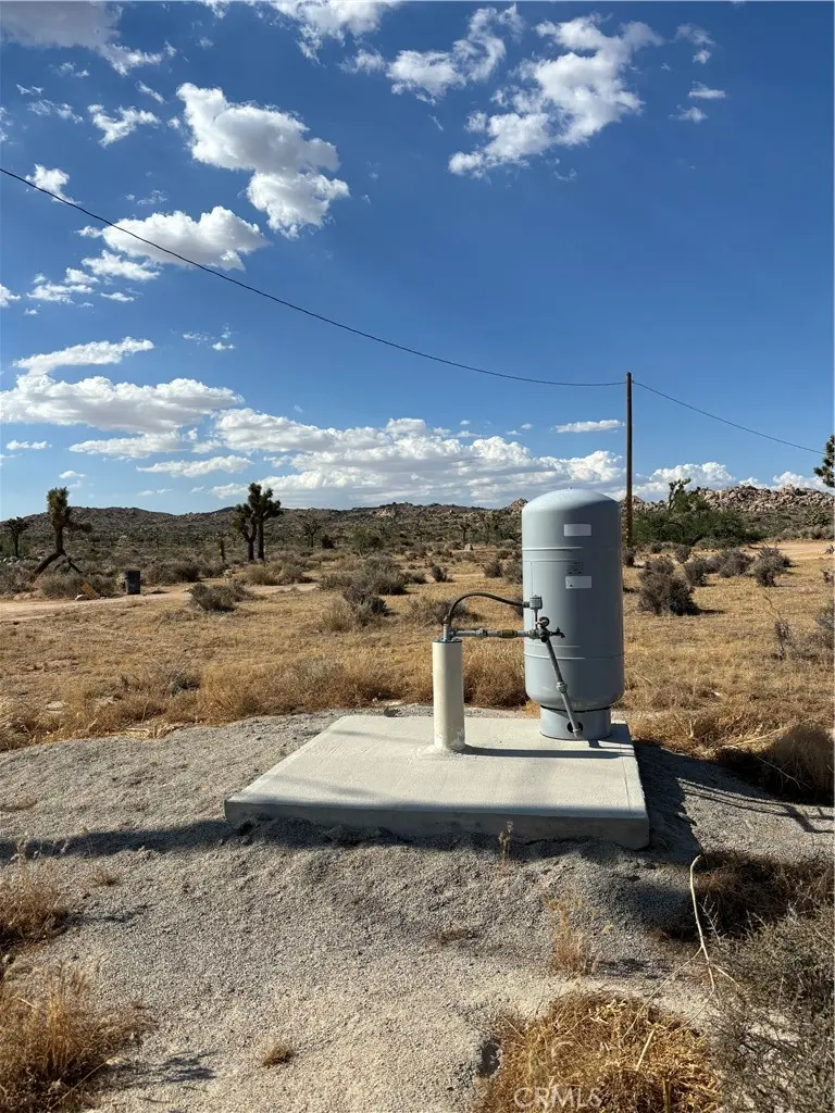 2171 Billy Bob Lane, Pioneertown, CA — listing photo 1