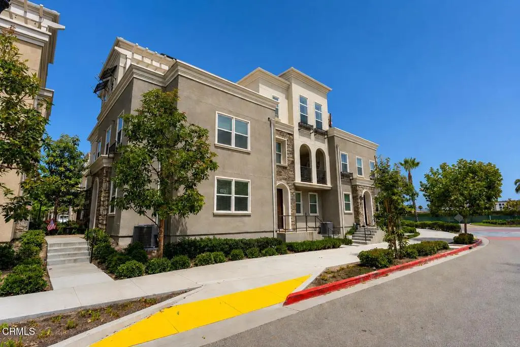 Townhouse for sale at 613 Winchester Drive, Oxnard, CA featuring 3 beds and 4 baths