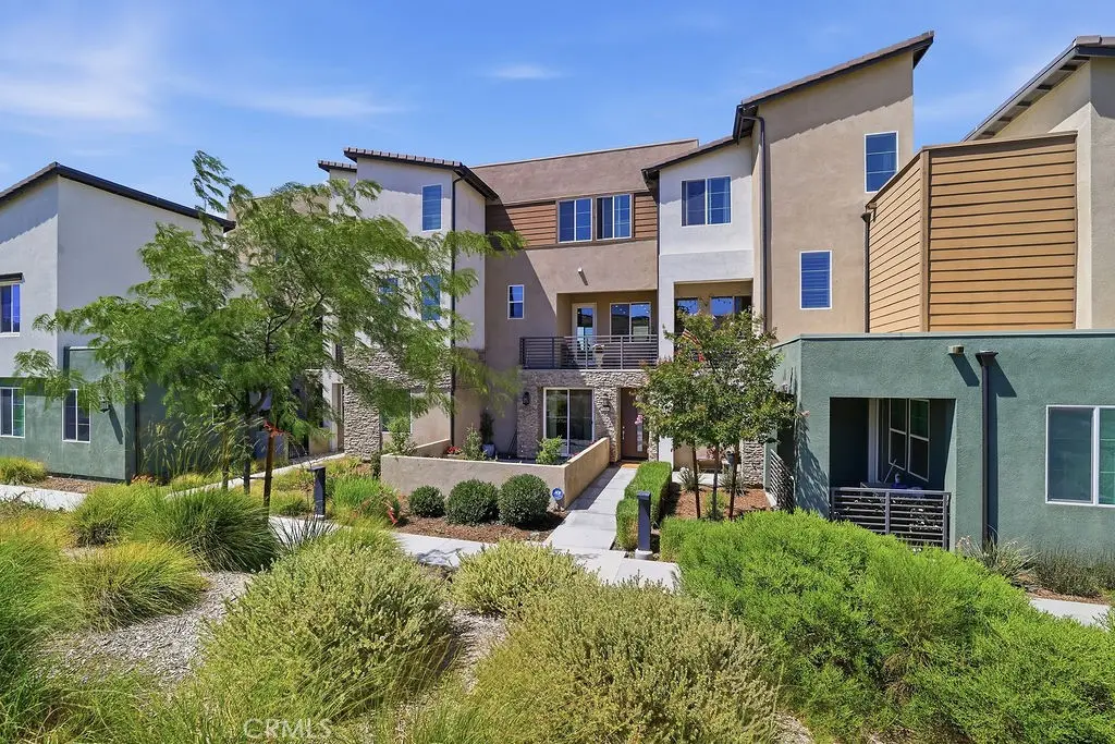 27040 Painted Sky, Valencia, CA — listing photo 1