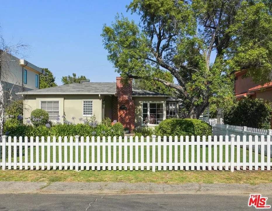 4648 Columbus Avenue, Sherman Oaks, CA — listing photo 1