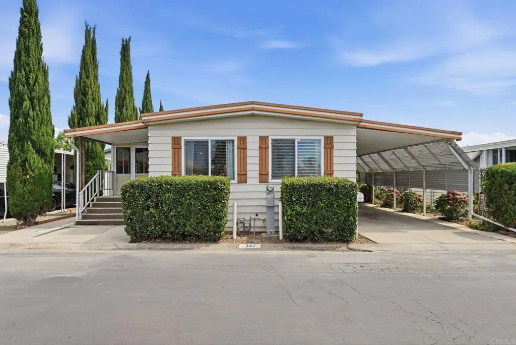 1010 E Bobier Drive 167, Vista, CA — listing photo 1