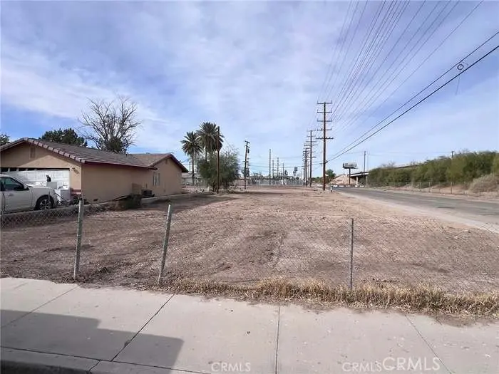 301 S Spring Street, Blythe, CA — listing photo 1