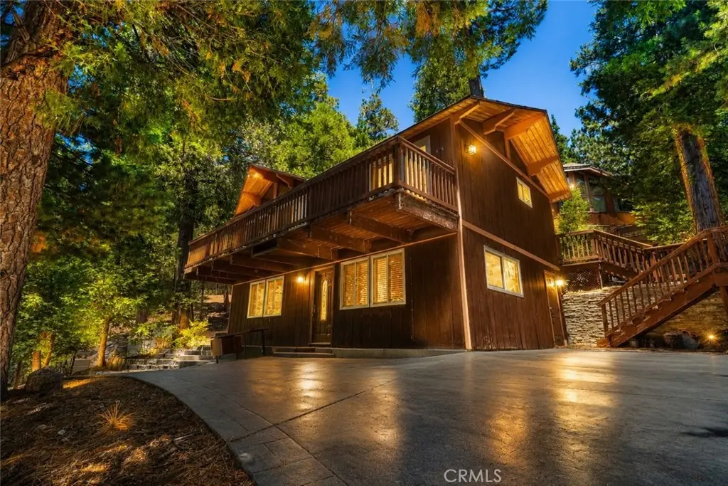 392 Pioneer, Lake Arrowhead, CA — listing photo 1