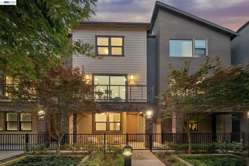Condominium for sale at 503 Staccato Pl, Hayward, CA featuring 4 beds and 4 baths