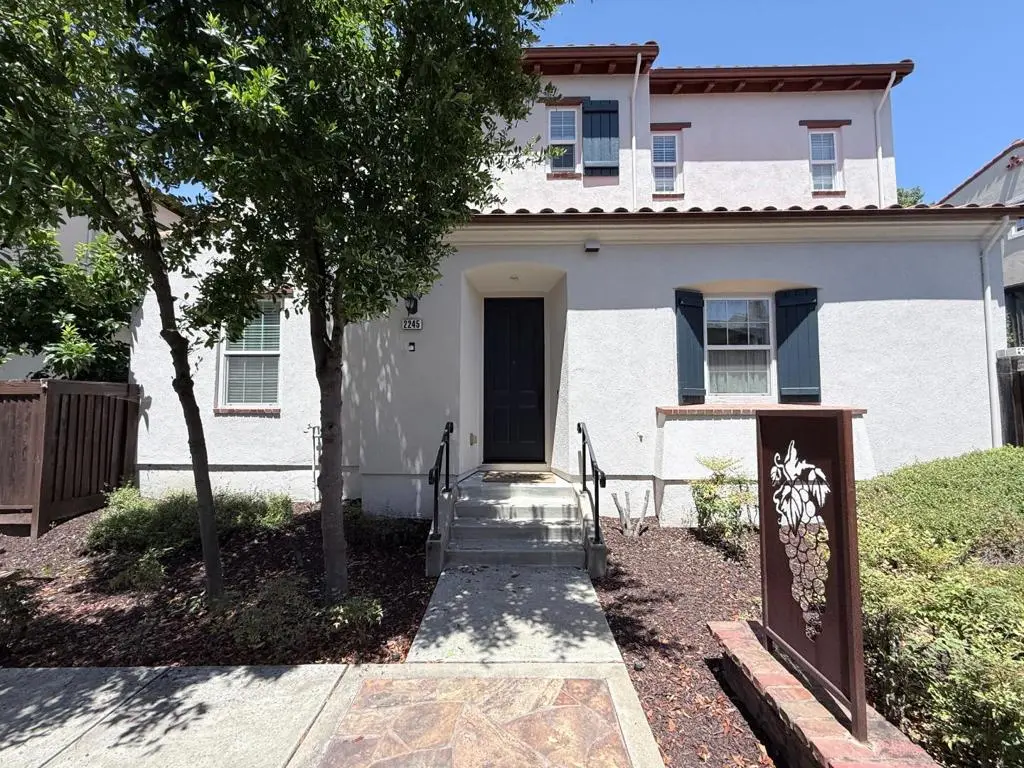 Single Family Residence for sale at 2245 Maidenhair Way, San Ramon, CA featuring 4 beds and 3 baths
