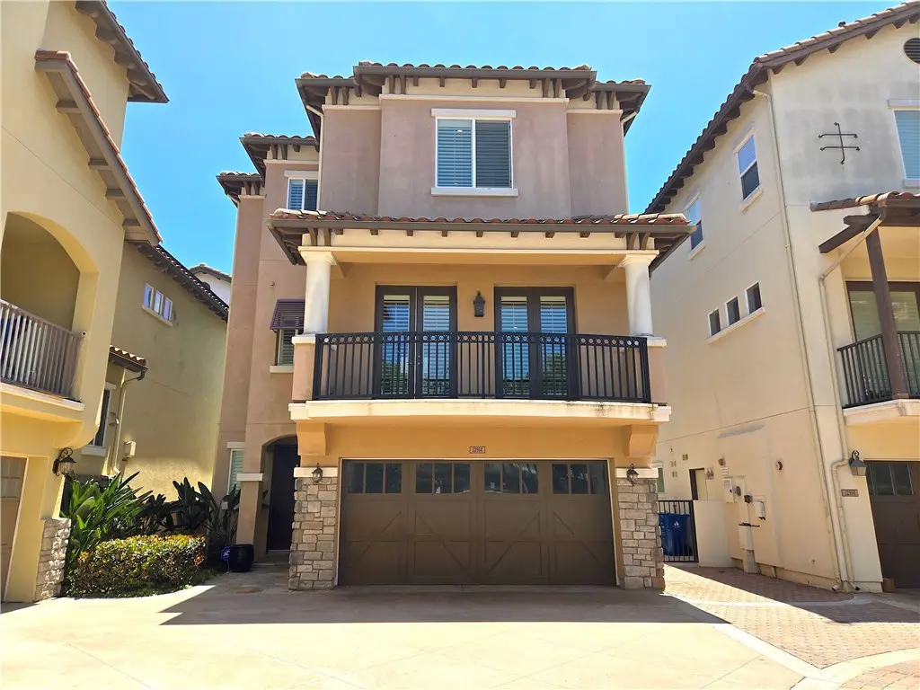 12914 Agustin Place, Playa Vista, CA — listing photo 1