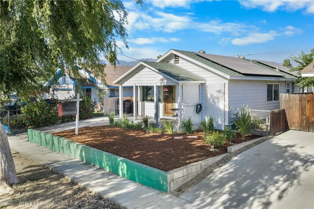 1220 Webster Street, Redlands, CA — listing photo 1