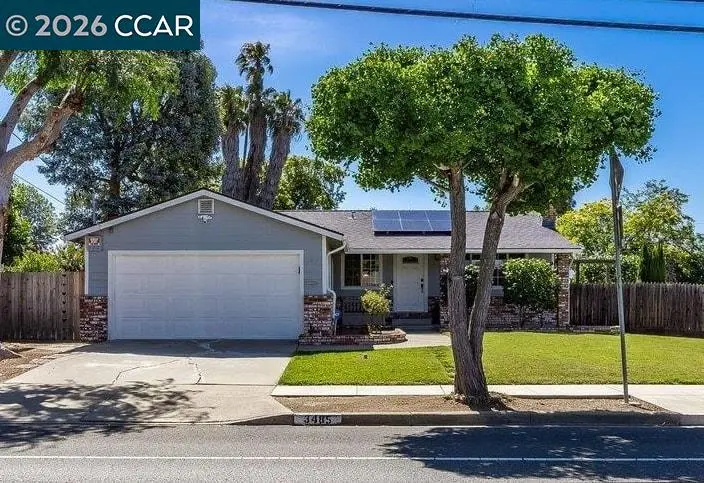 Single Family Residence for sale at 3485 Hillsborough Dr, Concord, CA featuring 3 beds and 2 baths