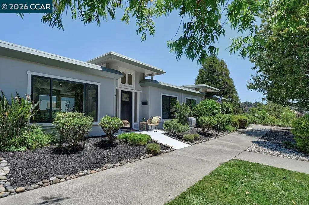 Condominium for sale at 1916 Golden Rain Rd 3, Walnut Creek, CA featuring 2 beds and 2 baths