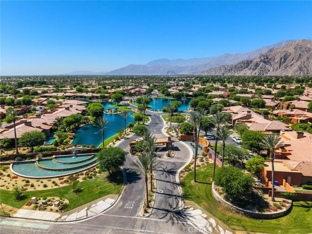 Residential Lease for rent at 50070 Via De Moda, La Quinta, Riverside County, CA featuring 4 beds and 5 baths