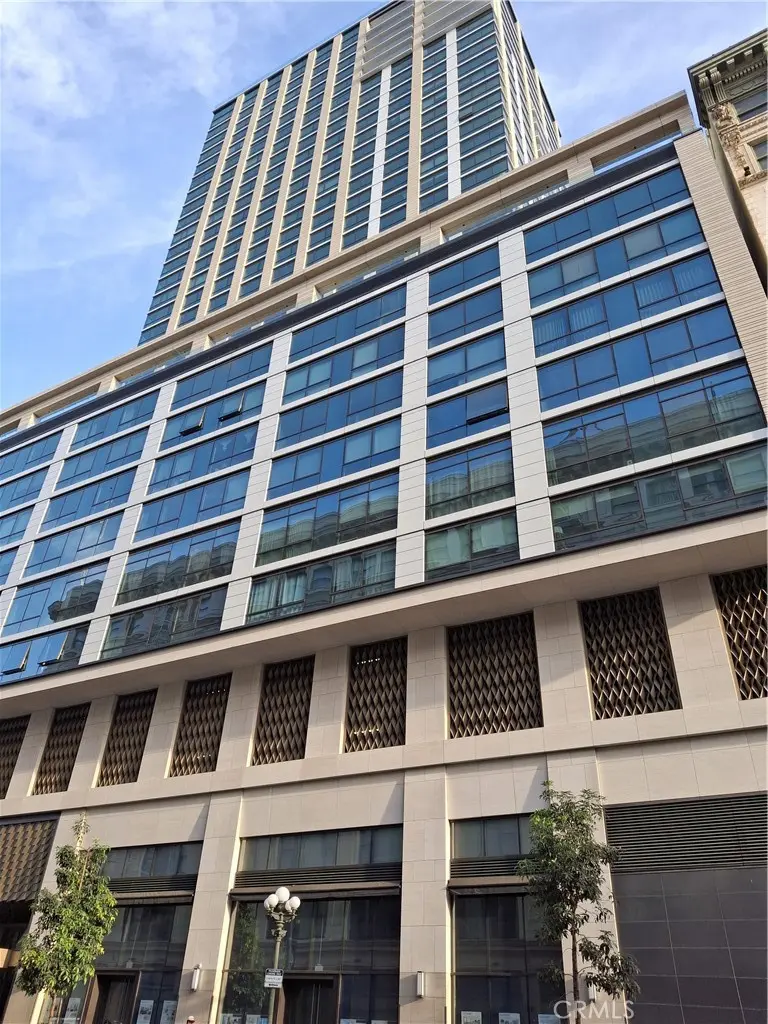 Condominium for sale at 400 S. Broadway, Los Angeles, CA featuring 2 beds and 2 baths