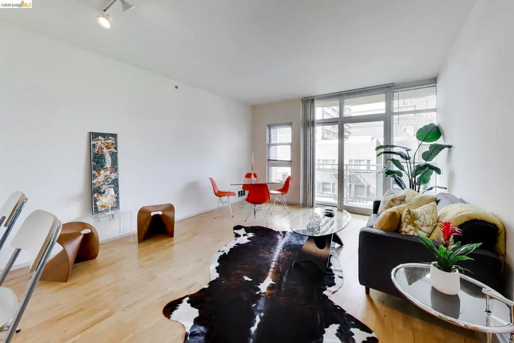 Condominium for sale at 1 Lakeside Drive 410, Oakland, CA featuring 1 bed and 1 bath