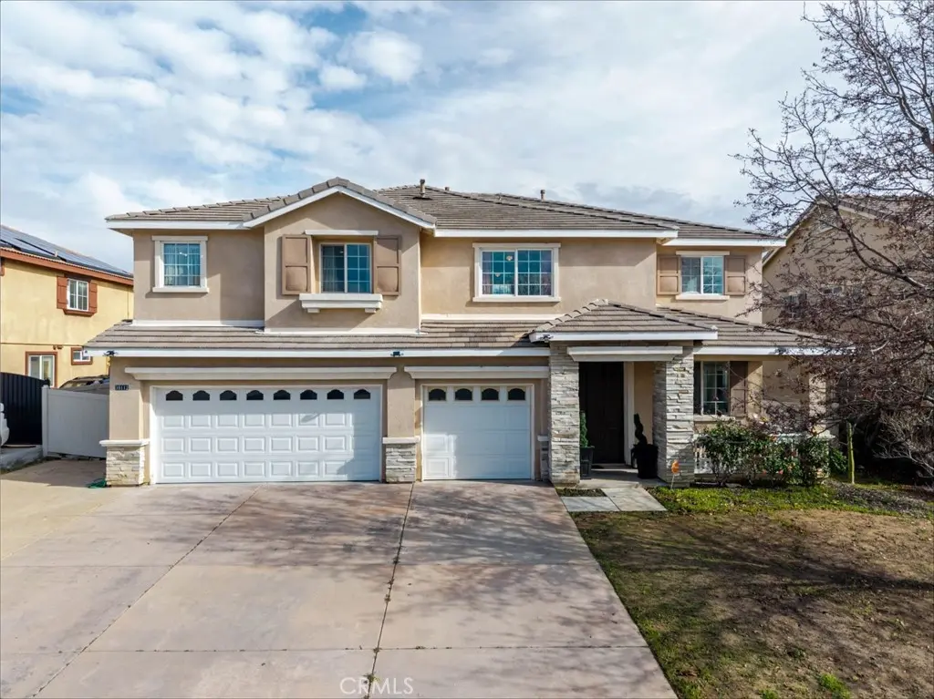 39112 Desert Holly Lane, Palmdale, CA — listing photo 1