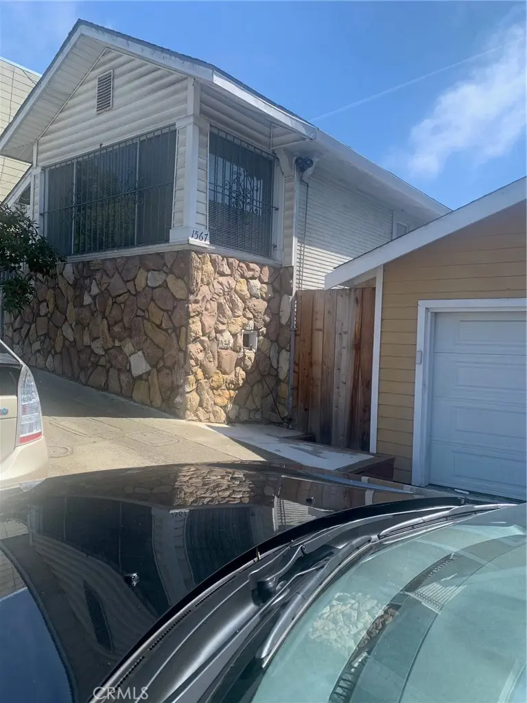 Single Family Residence for sale at 1567 La Salle, San Francisco, CA featuring 1 bed and 1 bath