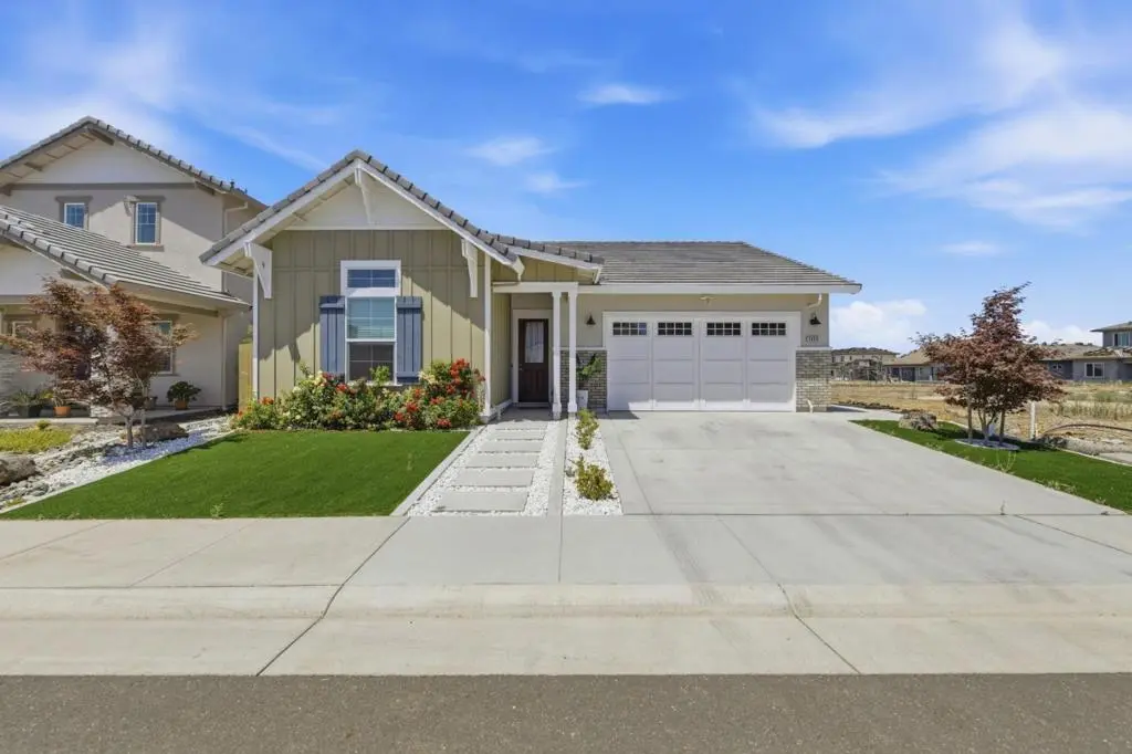 9060 Horvath Street, Elk Grove, CA — listing photo 1