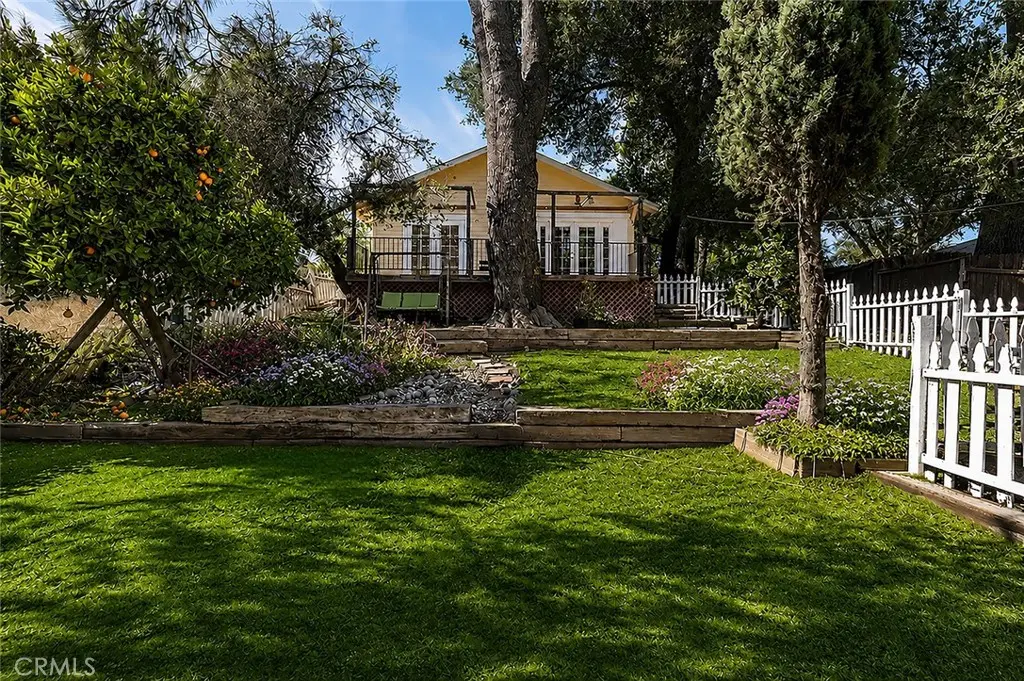 21857 Koontz Way, Topanga, CA — listing photo 1