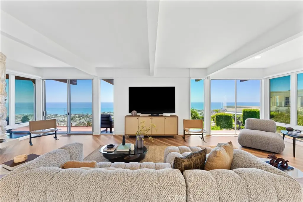 Single Family Residence for sale at 1201 Via La Jolla, San Clemente, CA featuring 4 beds and 3 baths