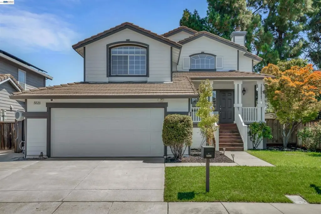 Single Family Residence for sale at 5521 Crimson Cir, Fremont, CA featuring 3 beds and 3 baths
