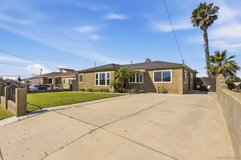 34 N Clairmont, National City, CA — listing photo 1