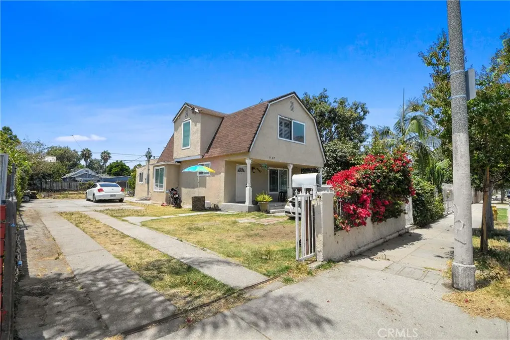 Single Family Residence for sale at 9307 Beach, Los Angeles, CA featuring 3 beds and 2 baths