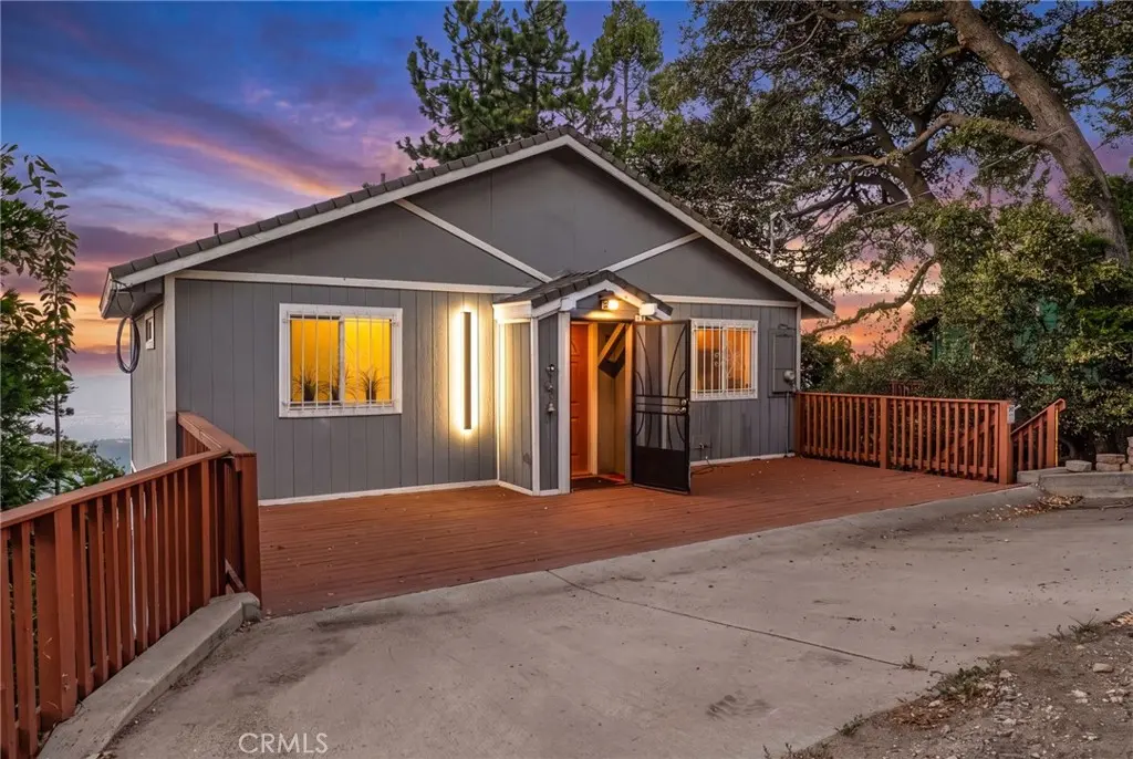 23377 Crestview, Crestline, CA — listing photo 1