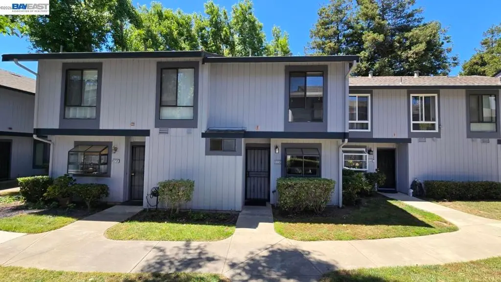 Residential Lease for rent at 6125 Thornton Ave, Newark, Alameda County, CA featuring 2 beds and 2 baths