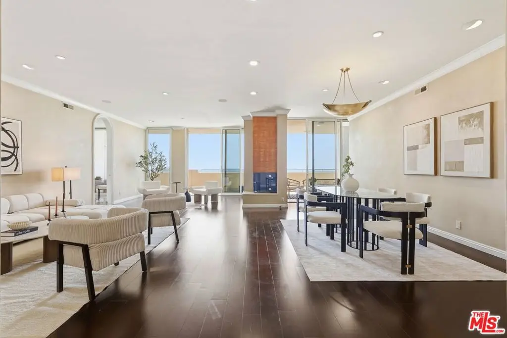 Residential Lease for rent at 1333 S Beverly Glen Boulevard 902, Los Angeles, Los Angeles County, CA featuring 2 beds and 3 baths