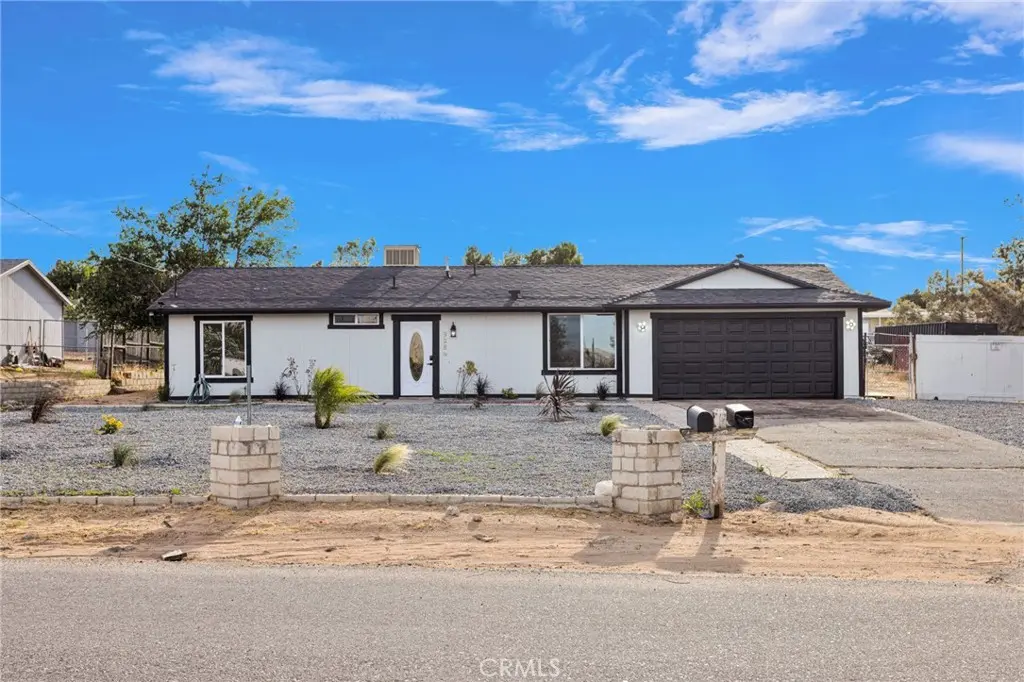 9286 Espada Ave, Hesperia, CA — listing photo 1