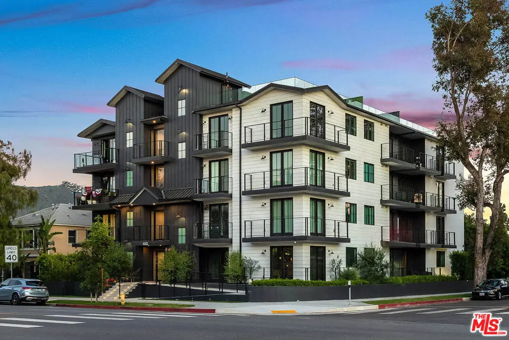 10352 Riverside Drive 103A, Toluca Lake, CA — listing photo 1