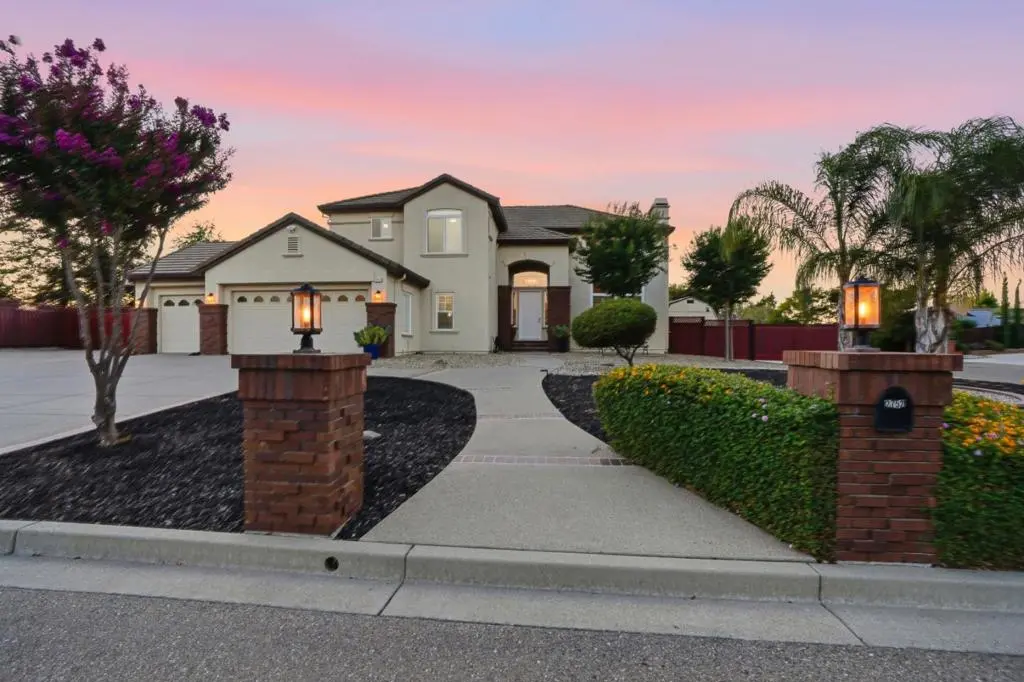 Single Family Residence for sale at 2752 Placer Drive, Oakley, CA featuring 4 beds and 3 baths