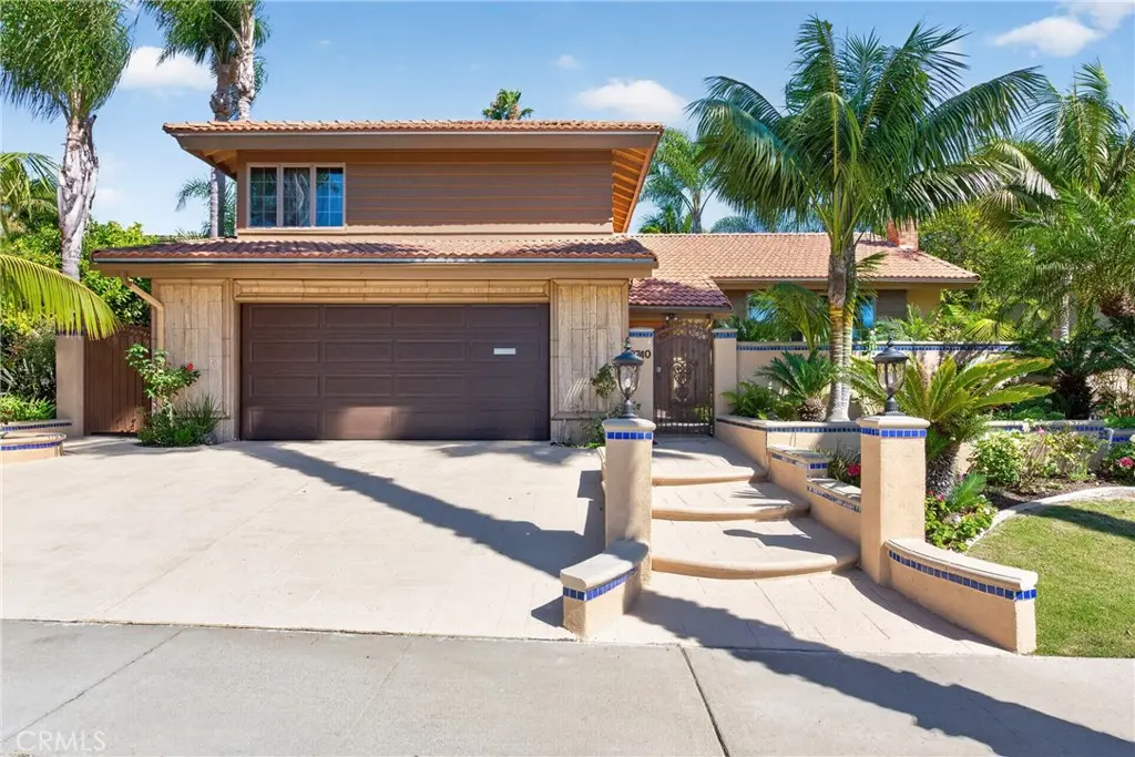 Single Family Residence for sale at 2740 Cardinal Drive, Costa Mesa, CA featuring 5 beds and 3 baths