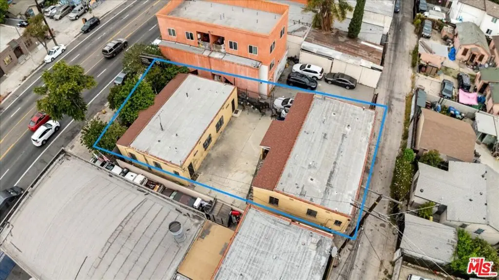 Residential Income for sale at 139 W Florence Avenue, Los Angeles, CA featuring 4 beds and 4 baths