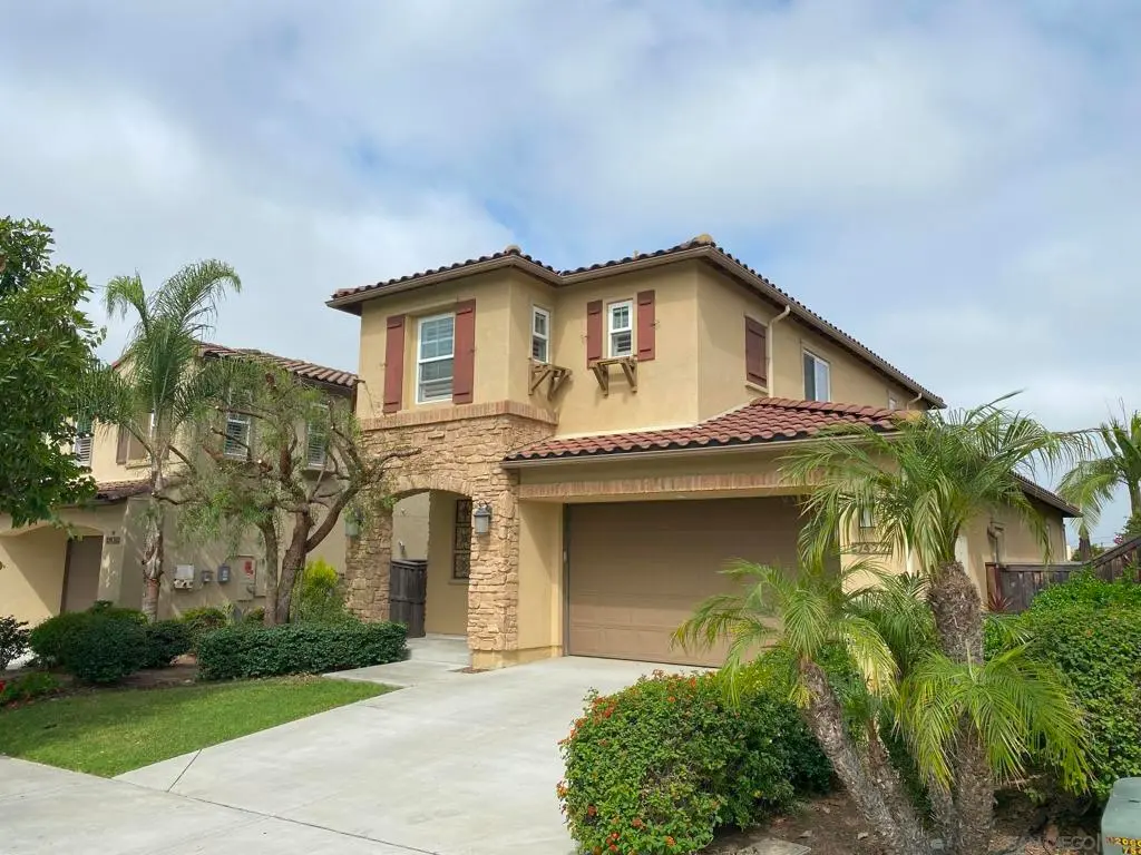 Single Family Residence for rent at 7422 Sitio Montilla, Carlsbad, CA featuring 3 beds and 3 baths