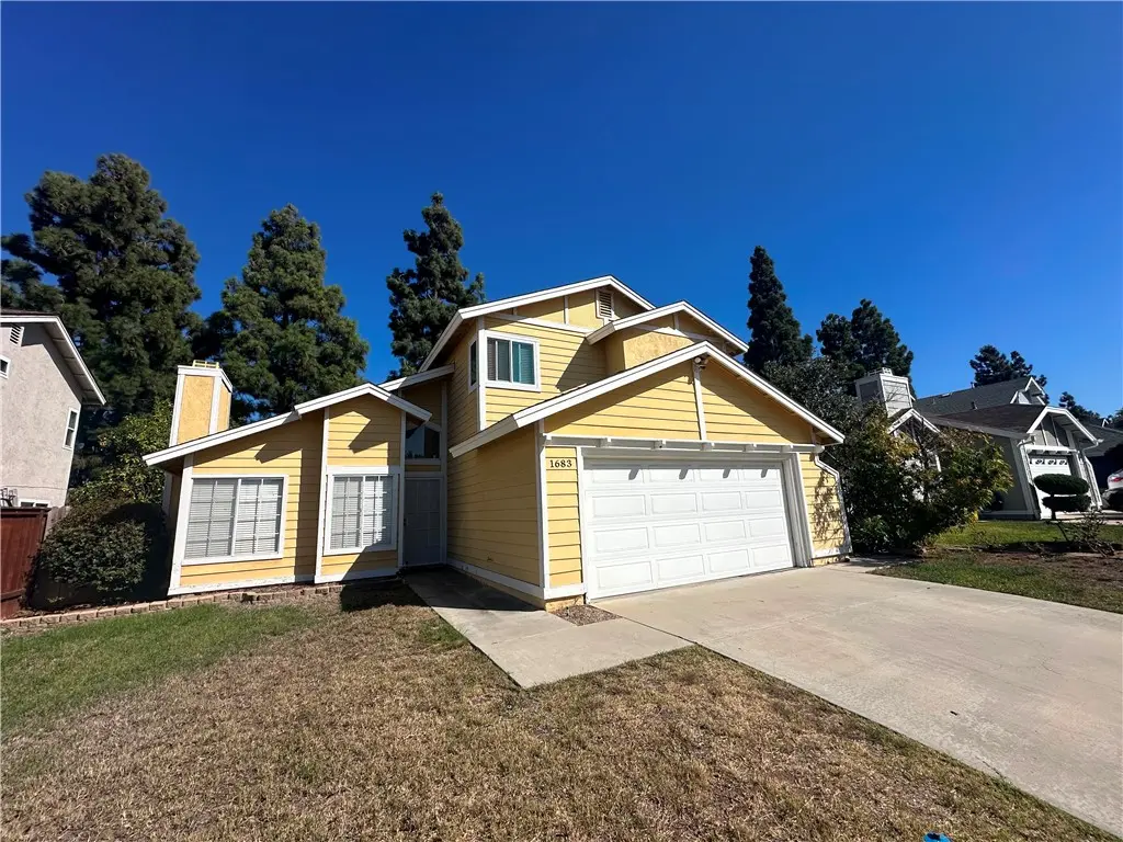 Single Family Residence for sale at 1683 Bronco, Oceanside, CA featuring 3 beds and 3 baths