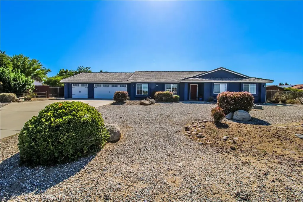 Single Family Residence for sale at 10972 Braceo, Victorville, CA featuring 4 beds and 3 baths