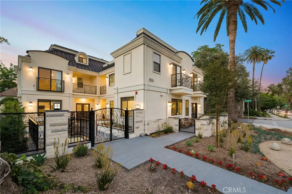 355 E California 3, Pasadena, CA — listing photo 1
