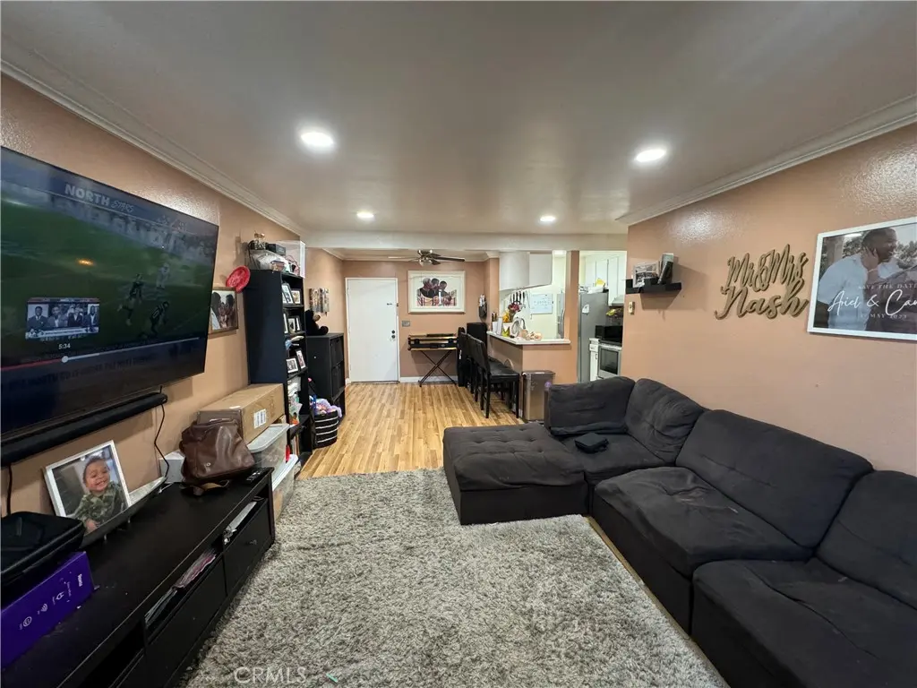 550 W Regent 342, Inglewood, CA — listing photo 1