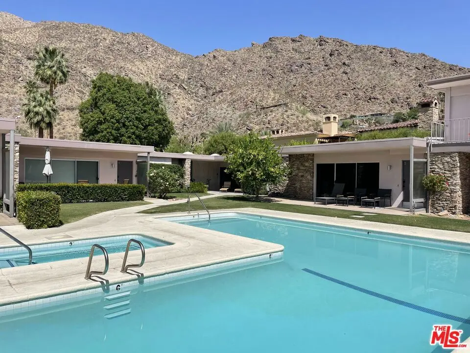 Residential Lease for rent at 500 W Arenas Road 8, Palm Springs, Riverside County, CA featuring 3 beds and 3 baths