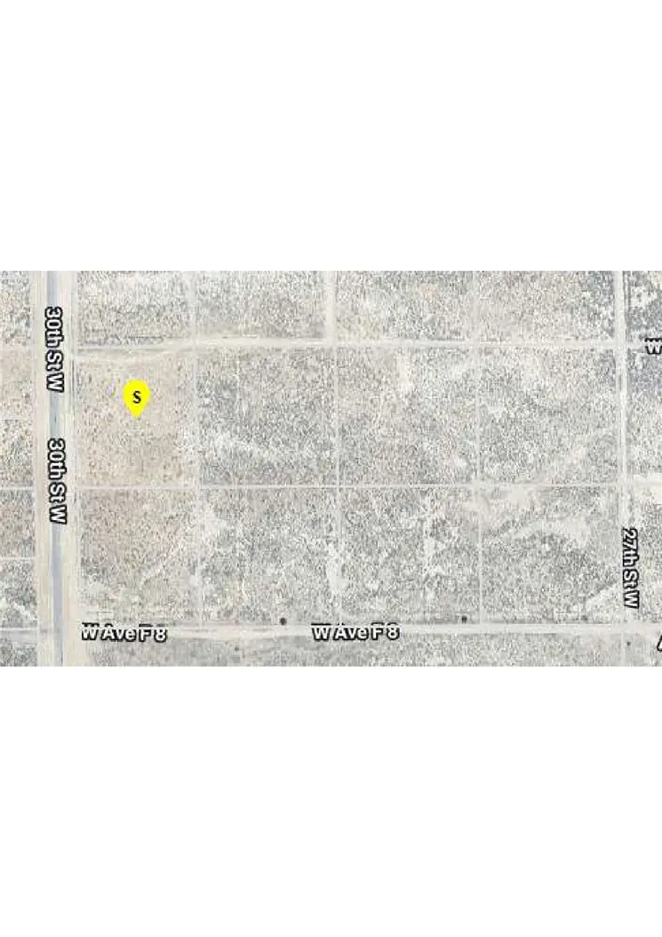 30 Stw Vic Avenue F-6, Lancaster, CA — listing photo 1