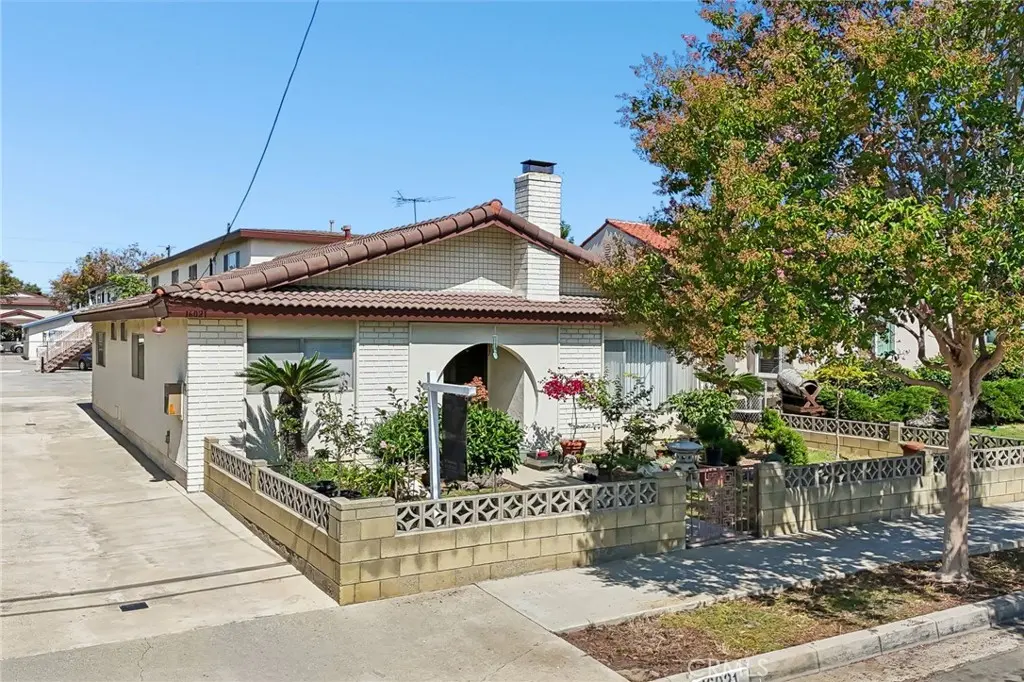16021 S Dalton Avenue, Gardena, CA — listing photo 1