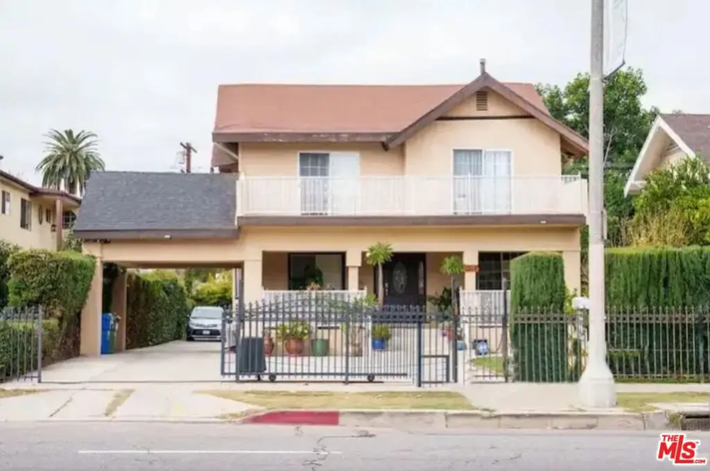 Single Family Residence for sale at 1215 Crenshaw Boulevard, Los Angeles, CA featuring 3 beds and 1 bath