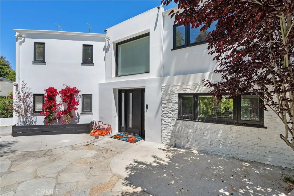 Single Family Residence for sale at 7670 Woodrow Wilson, Los Angeles, CA featuring 3 beds and 4 baths