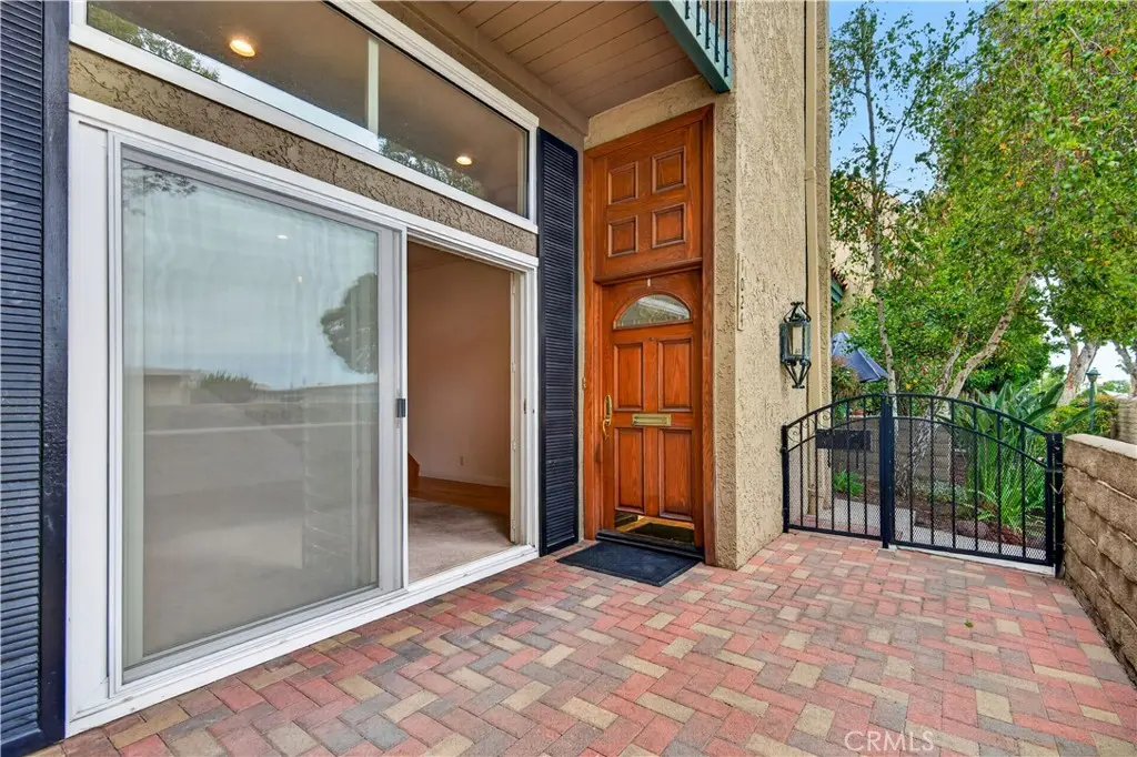 Townhouse for sale at 1024 Palo Verde Avenue, Long Beach, CA featuring 2 beds and 3 baths