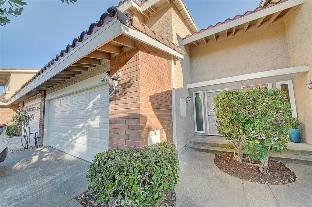 7872 Seabreeze Drive 62, Huntington Beach, CA — listing photo 1